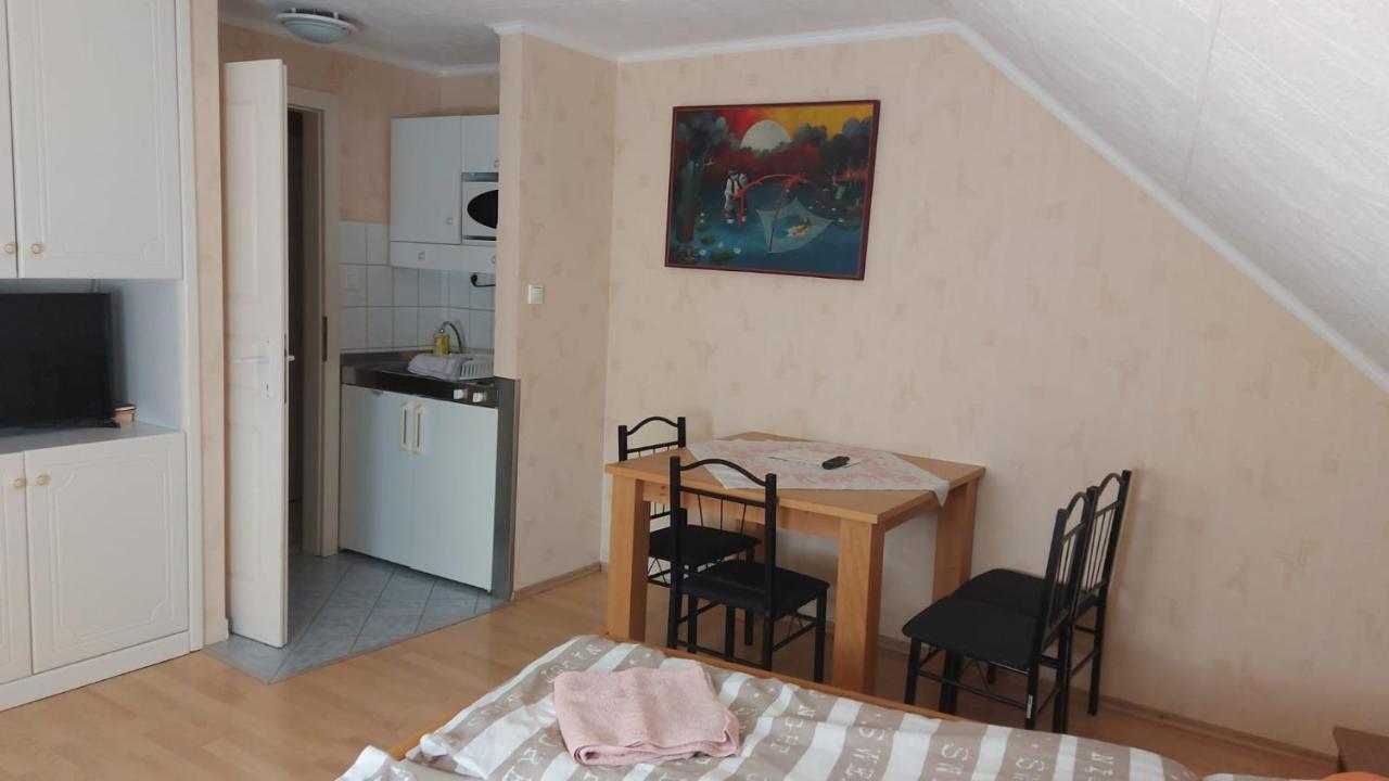 David Apartman Gyula Exterior photo