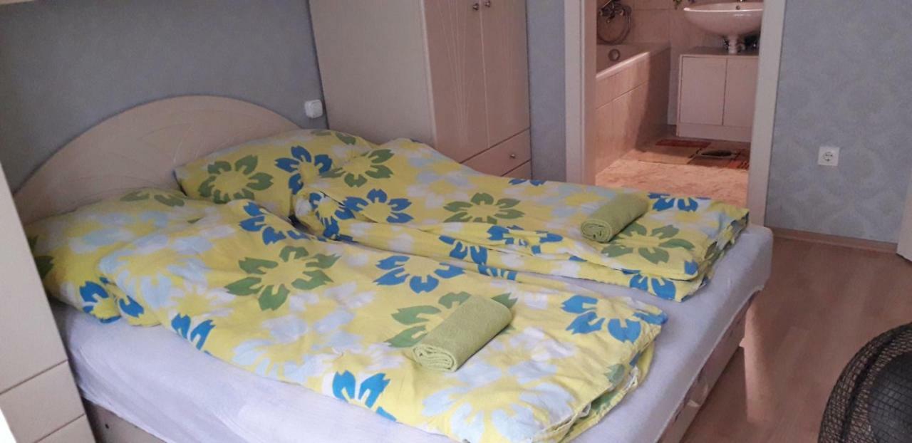 David Apartman Gyula Exterior photo